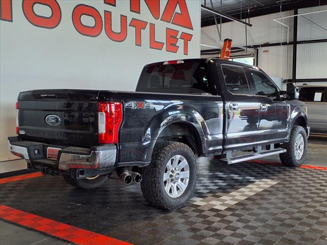 2017 Ford F-250 Super Duty Lariat