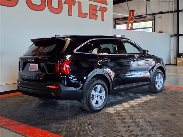 2022 Kia Sorento LX