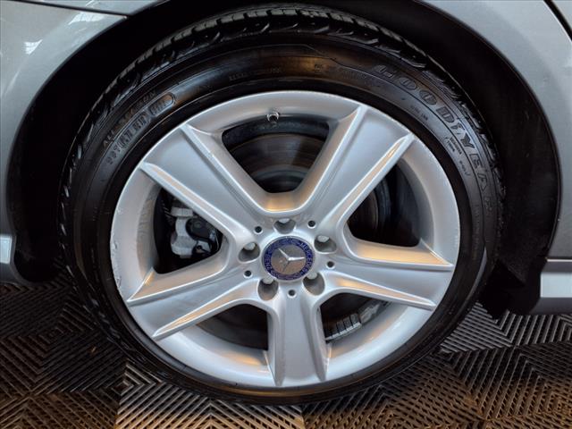 2011 Mercedes-Benz C-Class C 300 Luxury 4MATIC