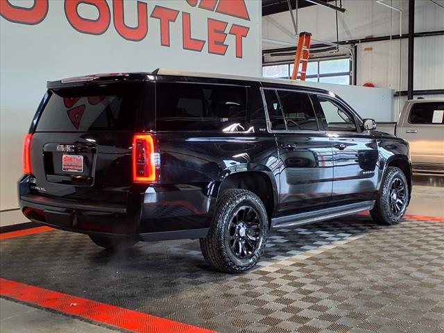 2017 GMC Yukon XL SLT