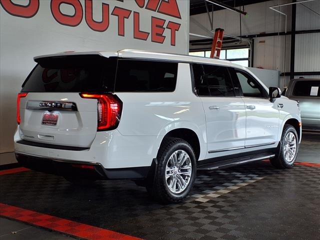 2022 GMC Yukon XL SLT