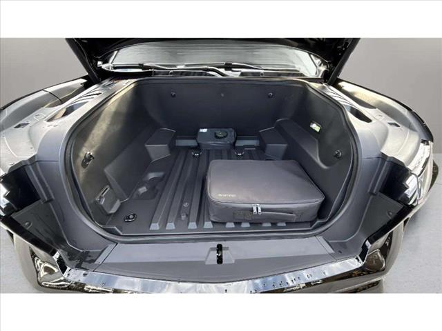 2024 Chevrolet Silverado EV RST - Photo 11