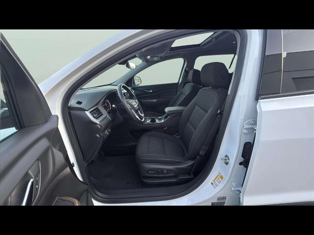 2023 GMC Acadia SLE - Photo 11