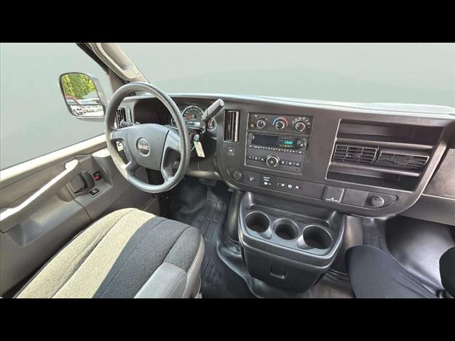 2023 GMC Savana 2500 - Photo 12