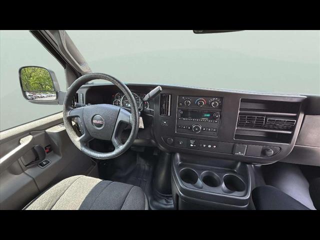 2023 GMC Savana 2500 - Photo 14