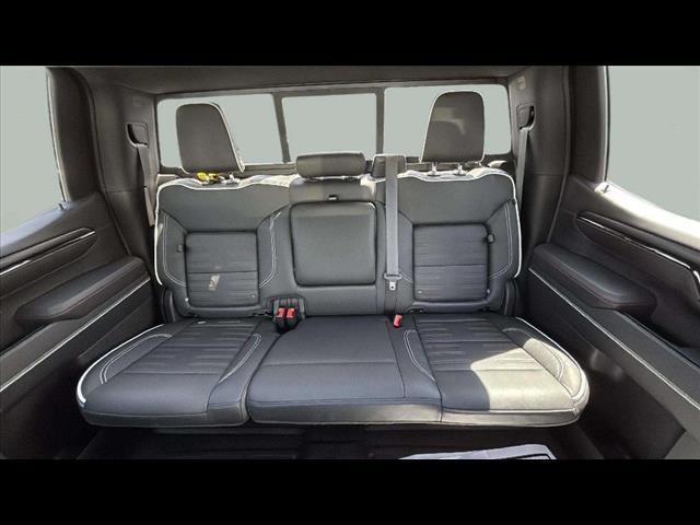 2023 GMC Sierra 1500 AT4X - Photo 15