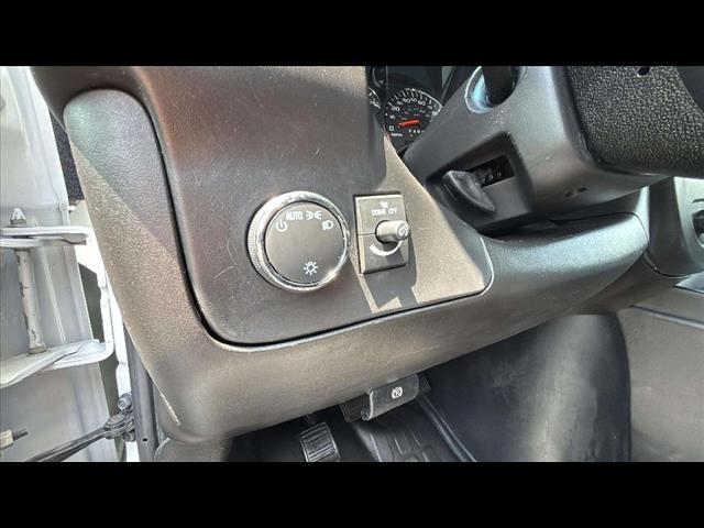 2023 GMC Savana 2500 - Photo 16