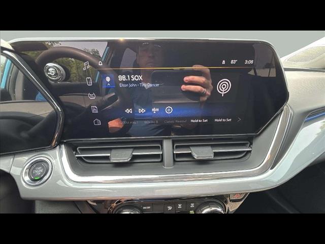 2025 Chevrolet Trax LT - Photo 16