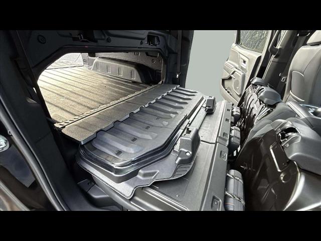 2024 Chevrolet Silverado EV RST - Photo 17