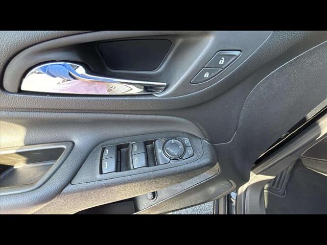 2024 Chevrolet Equinox LT - Photo 18