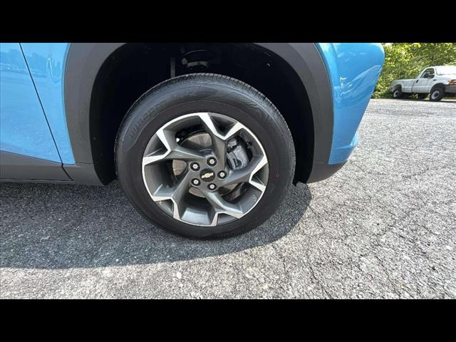 2025 Chevrolet Trax LT - Photo 21