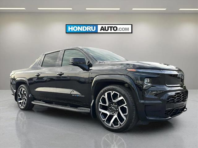 2024 Chevrolet Silverado EV RST - Photo 2