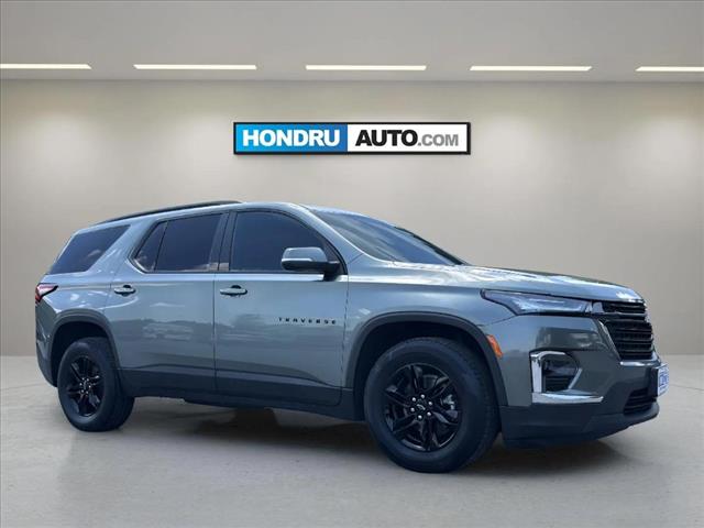 2022 Chevrolet Traverse LT Cloth - Photo 2
