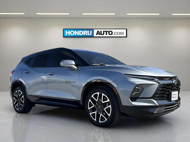 2024 Chevrolet Blazer RS - Photo 2