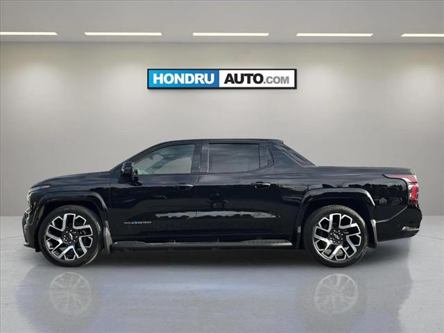 2024 Chevrolet Silverado EV RST - Photo 5