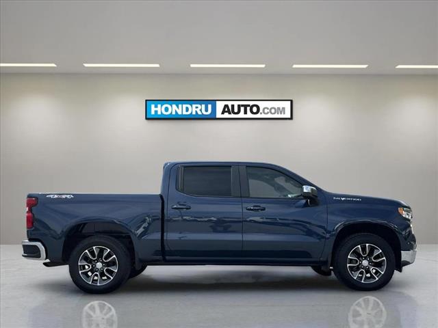 2022 Chevrolet Silverado 1500 LT - Photo 5