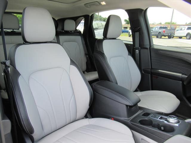 2025 Ford Escape Plug-In Hybrid PHEV