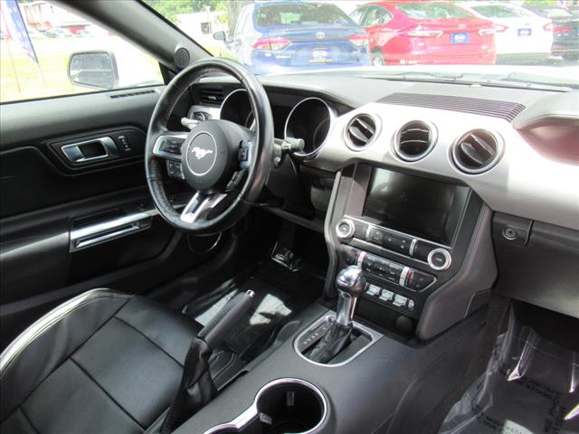 2022 Ford Mustang EcoBoost Premium