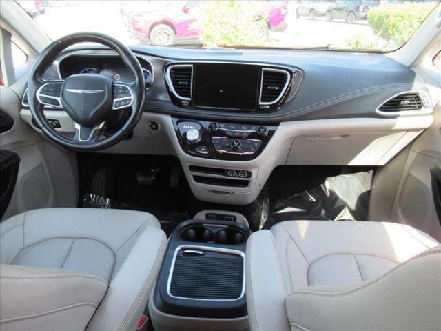 2021 Chrysler Pacifica Hybrid Touring L