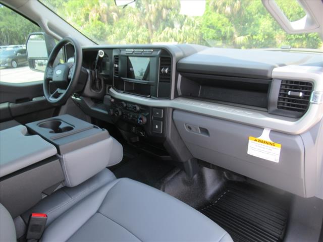 2024 Ford S/D C/C XL