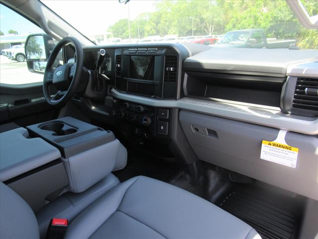 2024 Ford S/D C/C XL