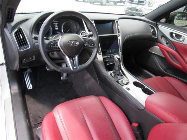 2017 INFINITI Q60 Red Sport 400