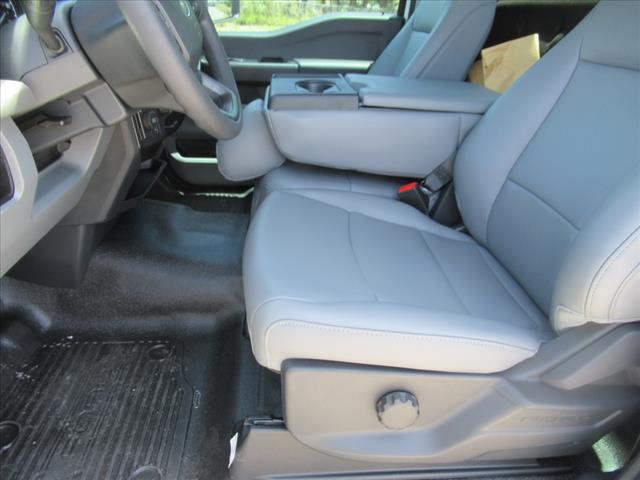 2024 Ford S/D C/C XL