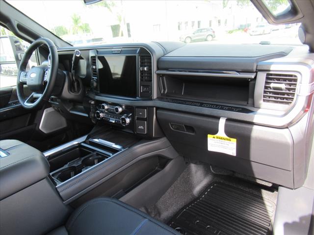 2025 Ford F-350 Super Duty Platinum