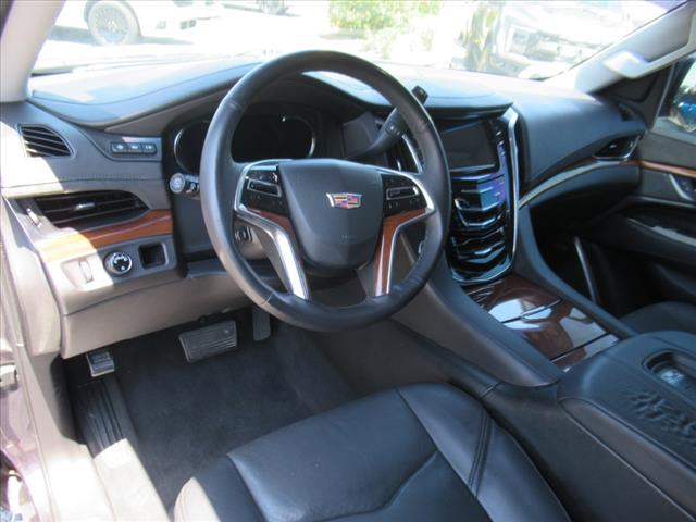 2017 Cadillac Escalade ESV Luxury
