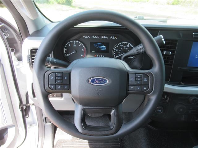 2024 Ford S/D C/C XL