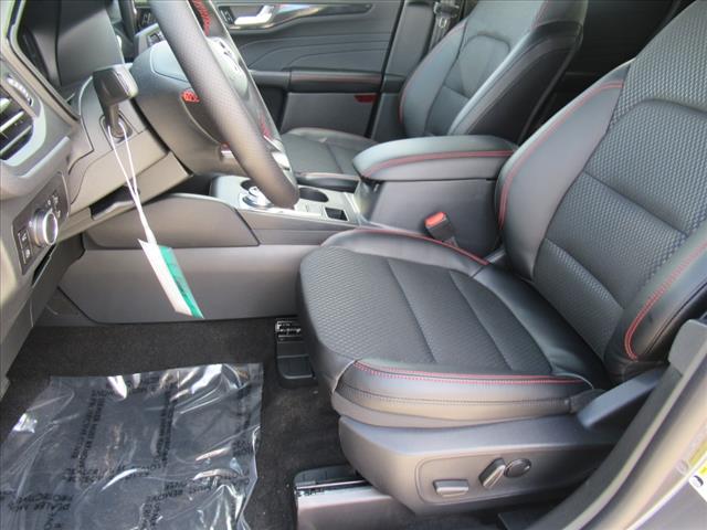 2025 Ford Escape Hybrid ST-Line