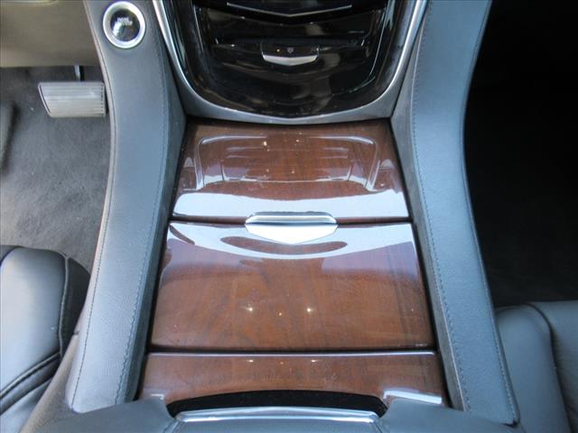2017 Cadillac Escalade ESV Luxury