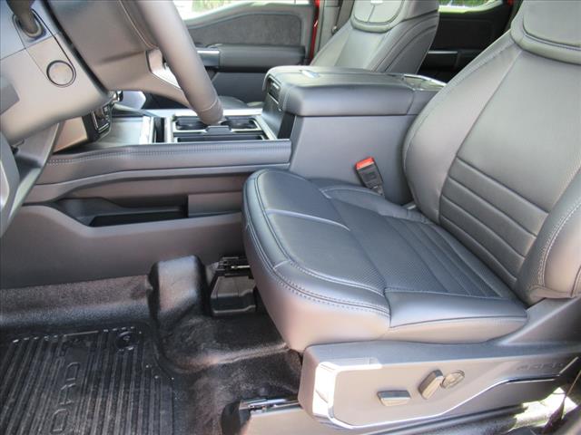 2025 Ford F-350 Super Duty Platinum