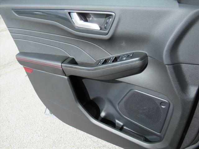 2025 Ford Escape Hybrid ST-Line