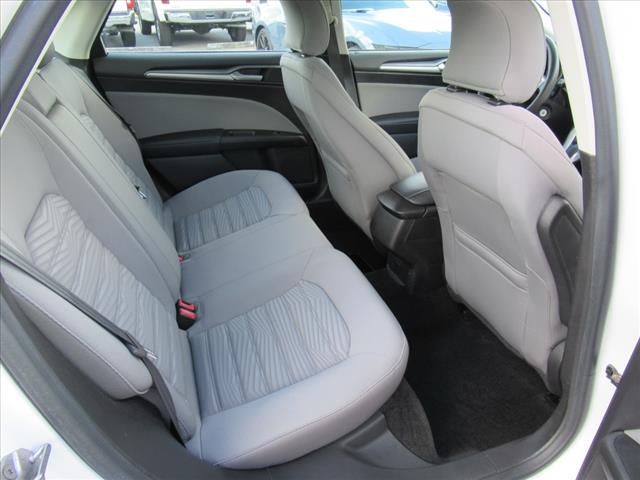 2016 Ford Fusion S