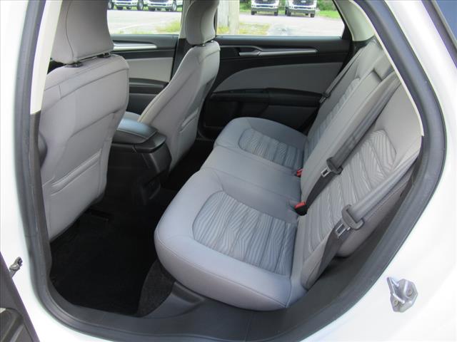 2016 Ford Fusion S