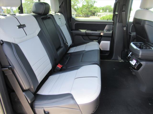 2025 Ford F-150 Lightning Platinum