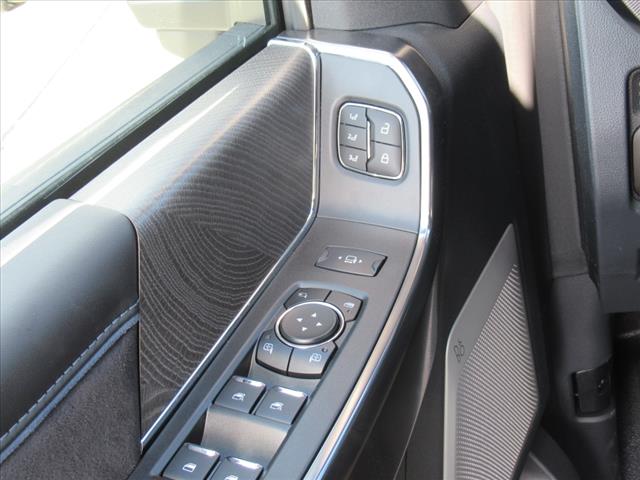 2025 Ford F-350 Super Duty Platinum