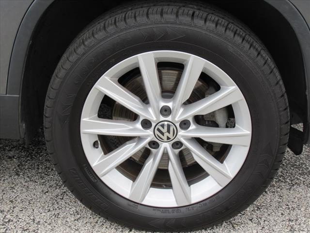 2018 Volkswagen Tiguan Limited 2.0T 4Motion
