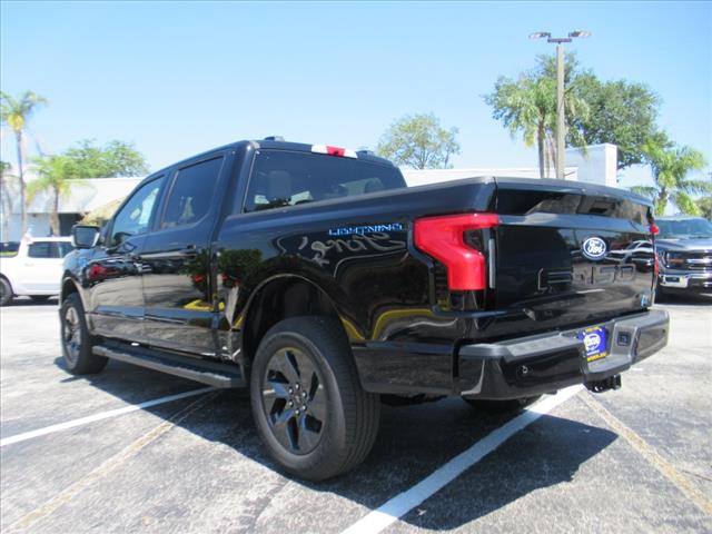 2025 Ford F-150 Lightning Flash