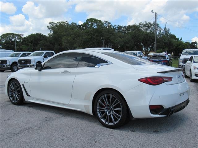 2017 INFINITI Q60 Red Sport 400