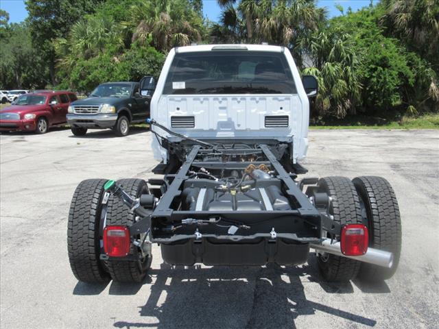 2024 Ford S/D C/C XL