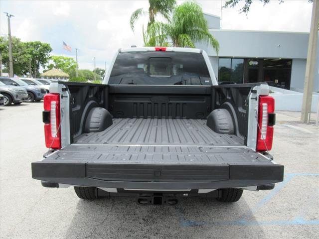 2025 Ford F-250 Super Duty Lariat