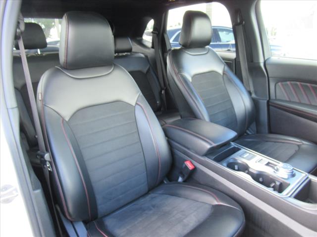 2022 Ford Edge ST-Line