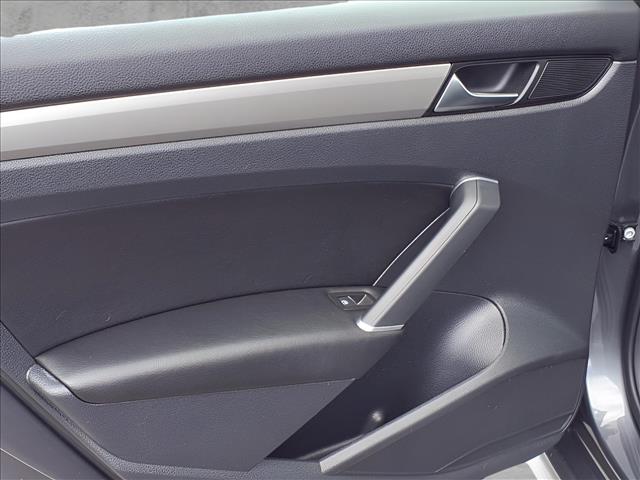 2022 Volkswagen Passat SE