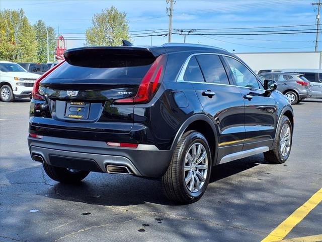 2021 Cadillac XT4 Premium Luxury