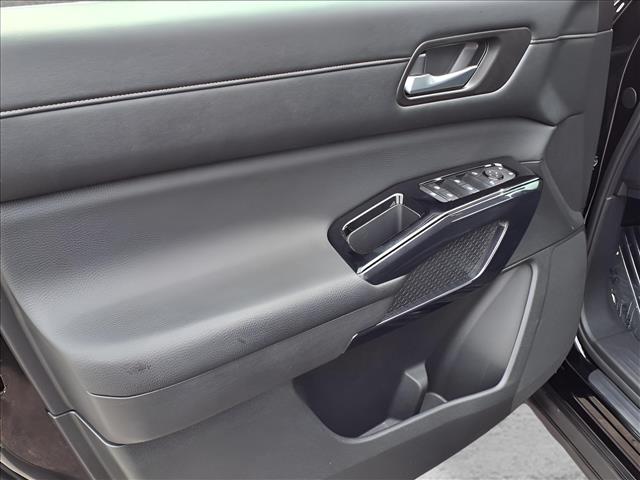 2022 Nissan Pathfinder SV 4WD