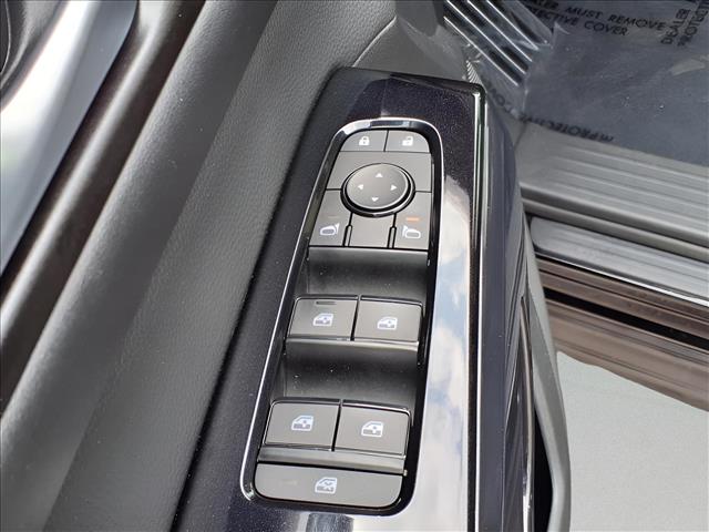 2022 Nissan Pathfinder SV 4WD