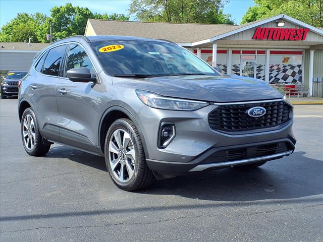 2023 Ford Escape Platinum AWD