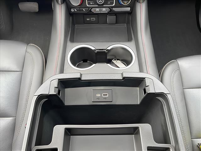2022 Chevrolet Suburban 4WD 4dr RST